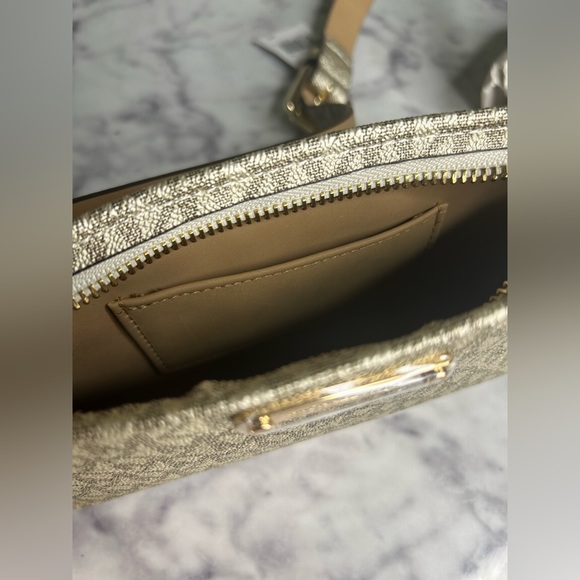 🆕 Michael Kors Adjustable Belt Bag - Picture 3 of 5